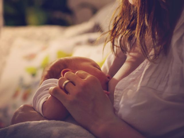 Потребление матерью подсластителей может негативно отразиться на грудном ребенке