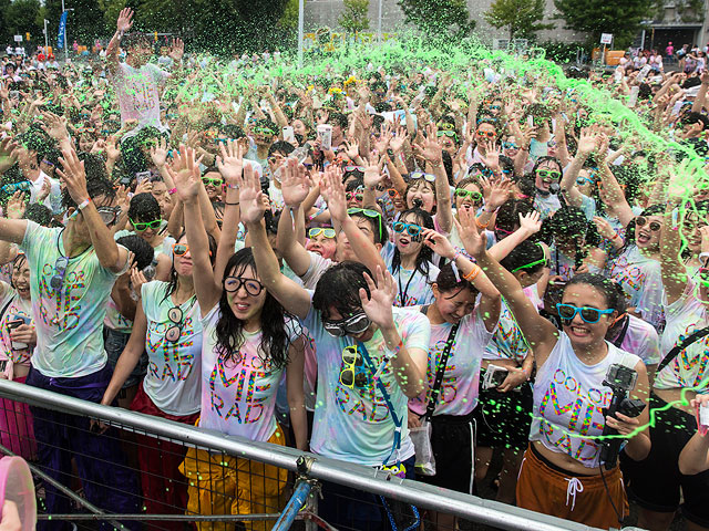 Фестиваль "Color Me Rad" в Токио