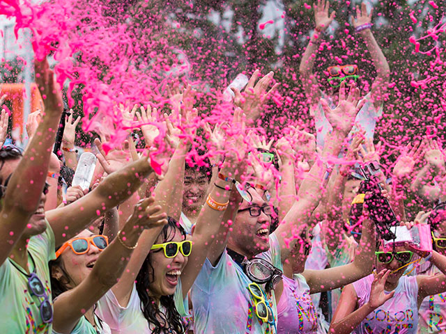 Фестиваль "Color Me Rad" в Токио