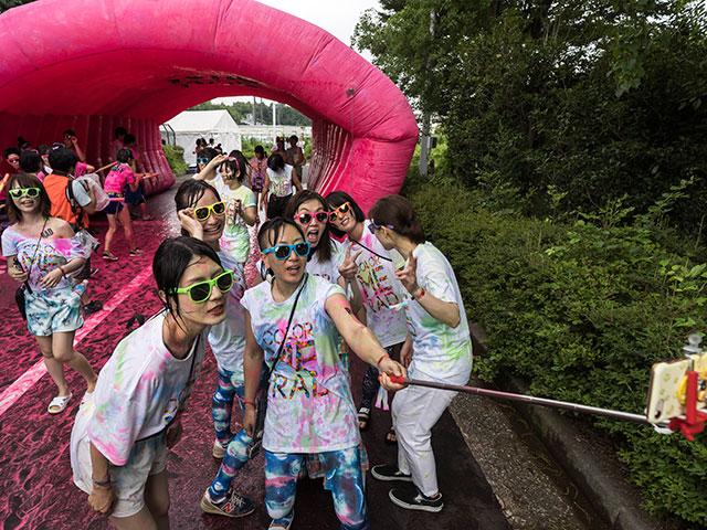 Фестиваль "Color Me Rad" в Токио