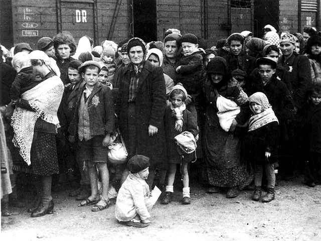 Прибытие венгерских евреев в Освенцим, 1944 год
