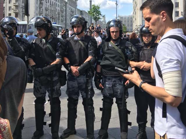 Началась акция за свободные выборы в Москве: задержаны более 100 человек