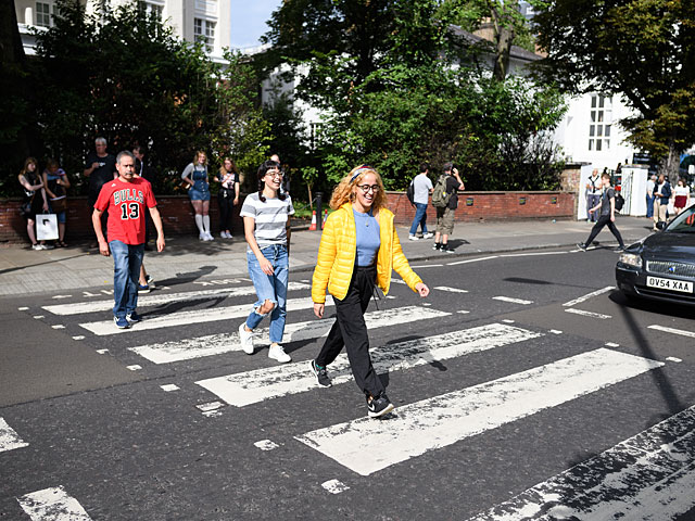 Полвека перехода Beatles через Abbey Road