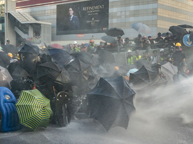 Третий месяц противостояния: массовые протесты в Гонконге