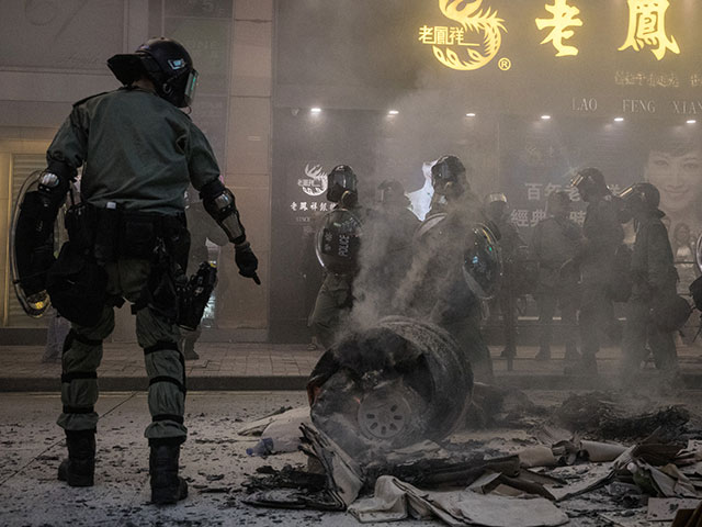Третий месяц противостояния: массовые протесты в Гонконге