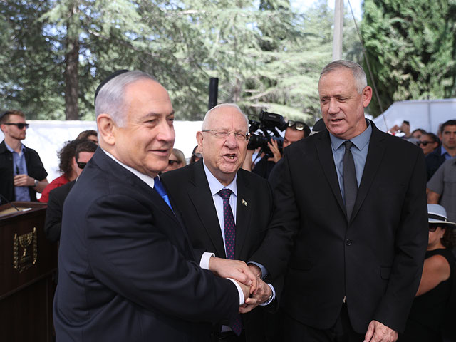 Биньямин Нетаниягу, Реувен Ривлин и  Бени Ганц на церемонии памяти Шимона Переса. 19 сентября 2019 года