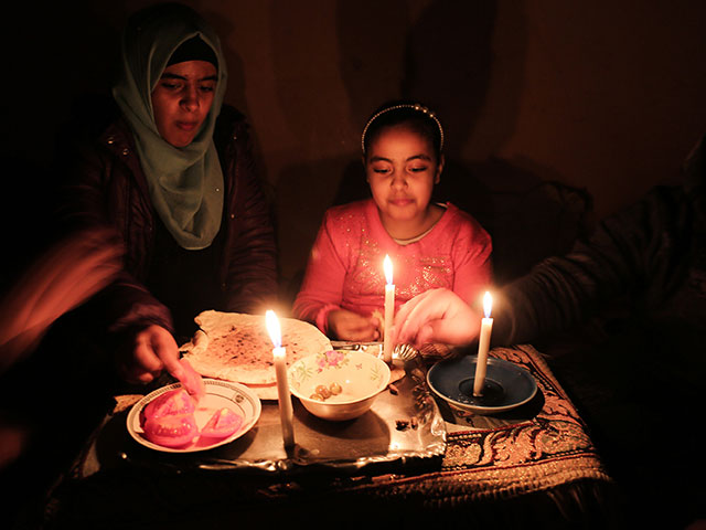 Maan: "Хеврат хашмаль" начинает отключать электричество в населенных пунктах ПА

