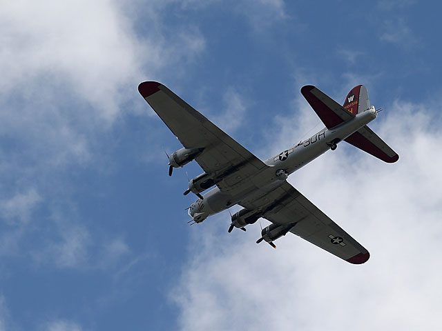 Бомбардировщик B-17 