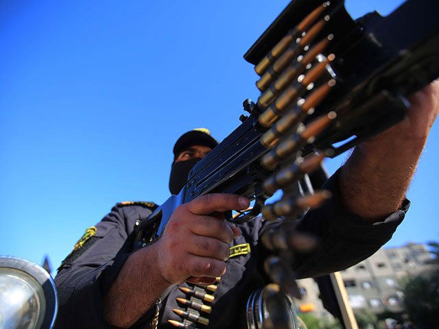 Боевики "Исламского джихада" провели военный парад в Газе