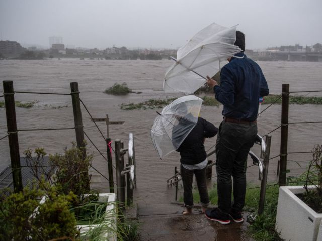 Тайфун "Хагибис" в Японии: не менее 19 погибших, 16 пропавших без вести