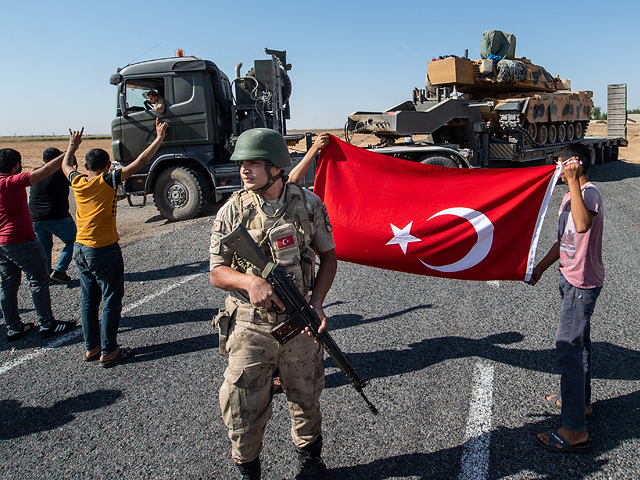 "Источник мира": бои на сирийско-турецкой границе