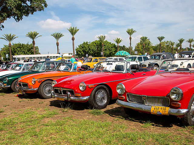 Выставка коллекционных автомобилей в Рамат-Гане