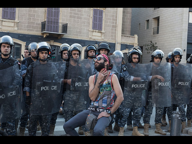 Акции протеста, поддержки и отчаяния в Ливане