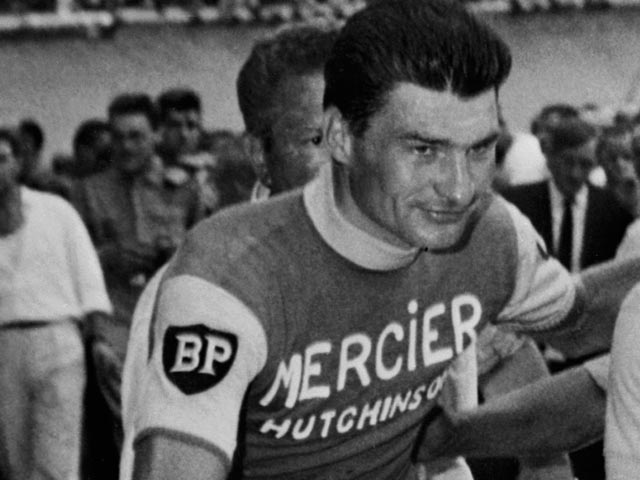 Умер известный велогонщик, рекордсмен "Тур де Франс"
