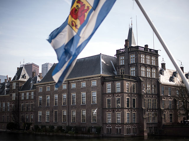 Парламент Нидерландов проголосовал за прекращение финансовой помощи Палестинской автономии