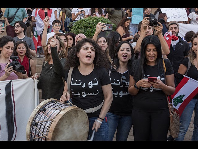 Акции протеста, поддержки и отчаяния в Ливане