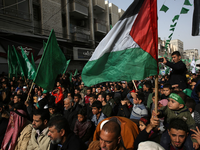 В Газе прошли "парады" в честь 32-й годовщины со дня создания ХАМАСа