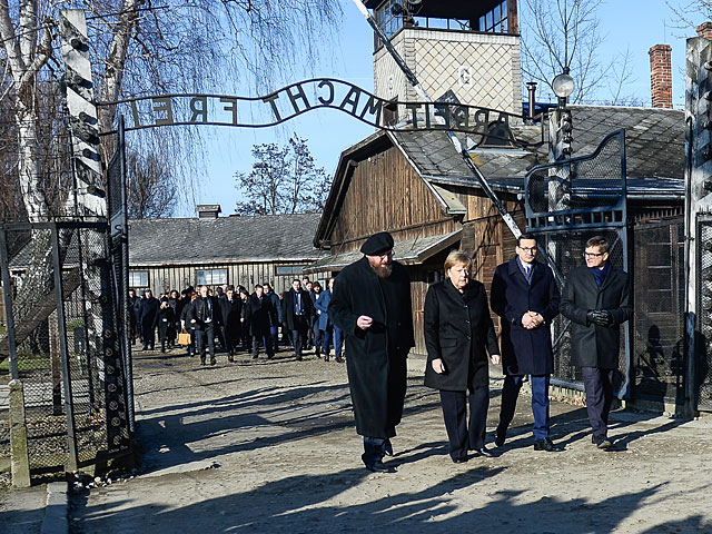Меркель выделит музейному комплексу Освенцим-Биркенау 60 млн евро