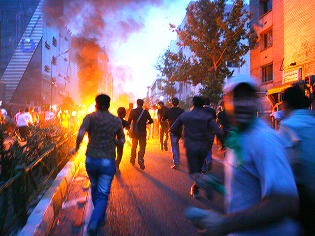 Reuters: 1.500 погибших при подавлении волнений в Иране