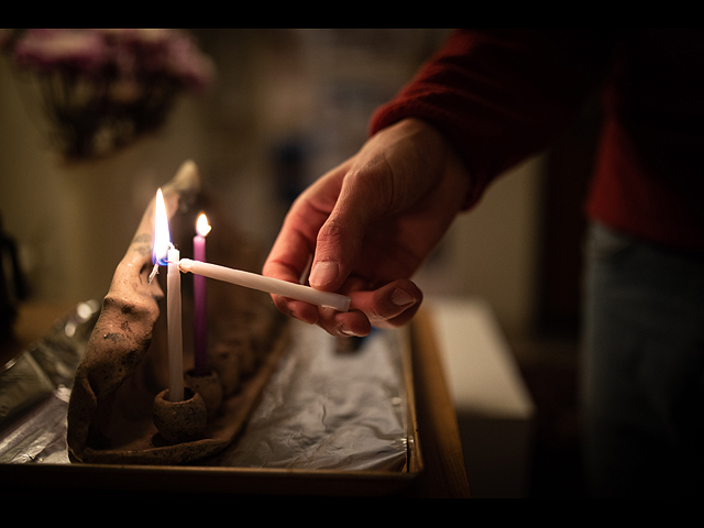 Ханука в Израиле: евреи отмечают праздник зимнего чуда. Фоторепортаж