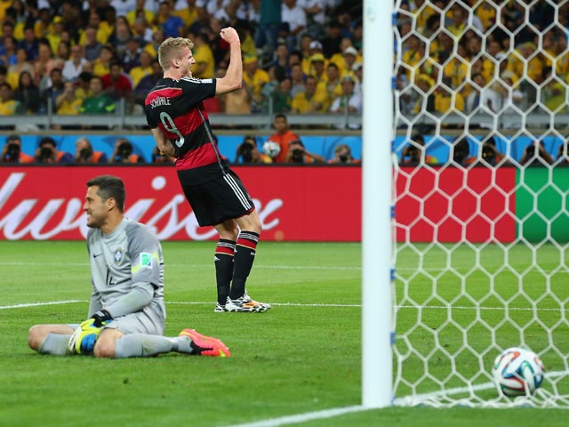 Four Four Two. Лучшим матчем десятилетия признано "унижение сборной Бразилии