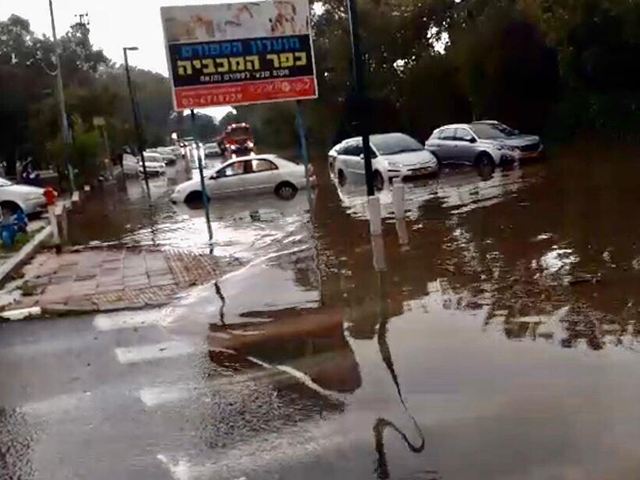 Потоп в Тель-Авиве и других городах Израиля. Фоторепортаж