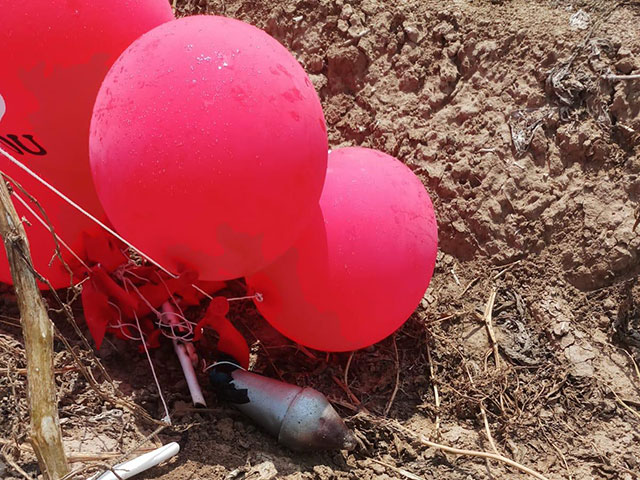В нескольких городах обнаружены взрывные устройства, доставленные из Газы воздушными шарами