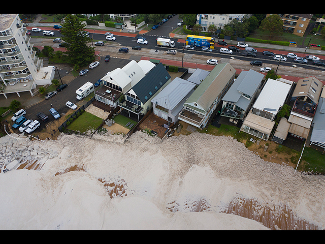 Австралия после засухи: сильнейшие ливни, наводнения и ураган. Фоторепортаж