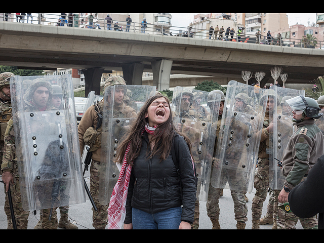 День присяги нового правительства Ливана: беспорядки в Бейруте. Фоторепортаж