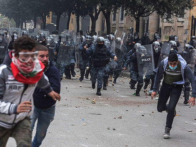 Столкновения в Бейруте, сотни пострадавших, десятки госпитализированных
