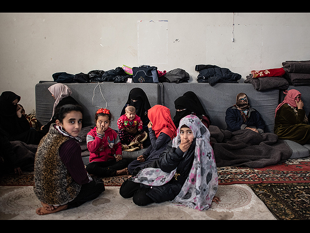 Le Monde: В провинции Идлиб "люди больше не знают, где найти убежище, а дети умирают от холода"
