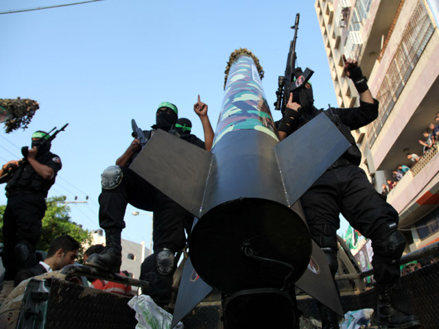 Боевики ХАМАСа провели вторые за неделю ракетные испытания в Газе