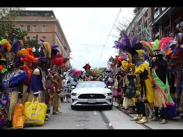 Короли и королевы Жирного вторника. Фоторепортаж из Нового Орлеана