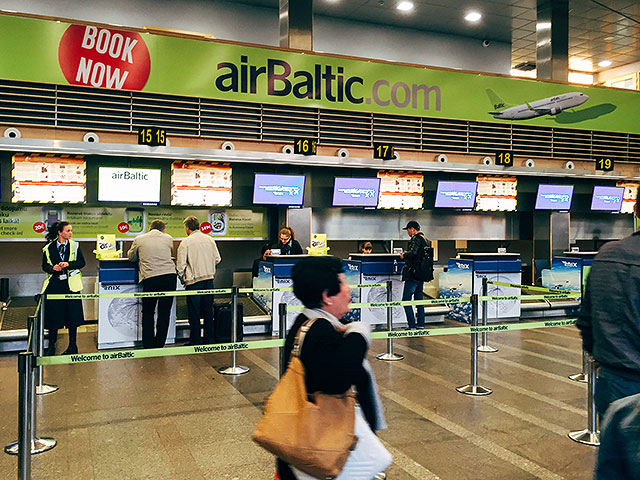 Компания Air Baltic объявила об отмене рейсов в Израиль до лета
