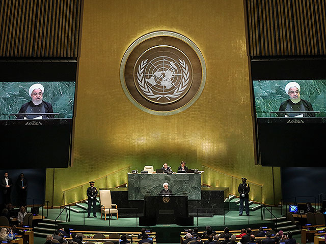 Президент Ирана Хасан Роухани выступает на Генеральной Ассамблее ООН в штаб-квартире ООН 25 сентября 2019 года в Нью- Йорке