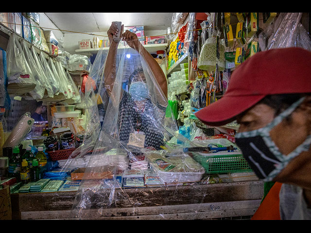 Рынок в условиях карантина на Филиппинах. Фоторепортаж