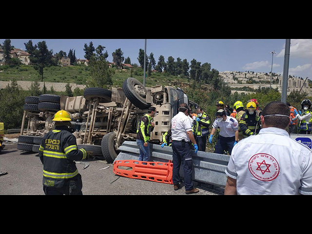 ДТП в Иерусалиме: 50-летний водитель в тяжелом состоянии