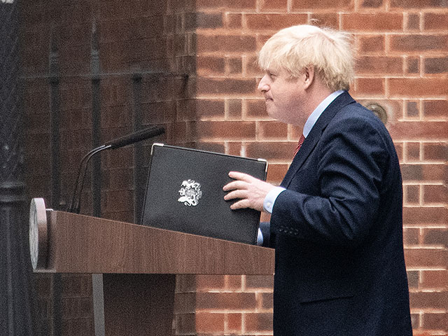 Борис Джонсон, выздоровев после коронавируса, вернулся к работе в качестве премьер-министра Великобритании