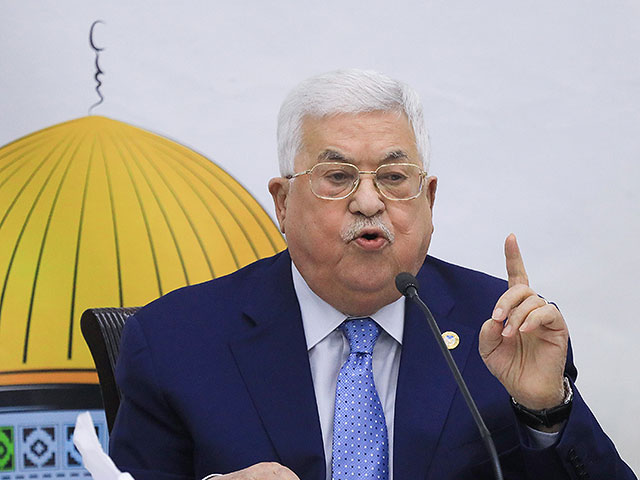 Аббас продлил режим чрезвычайного положения в ПА
