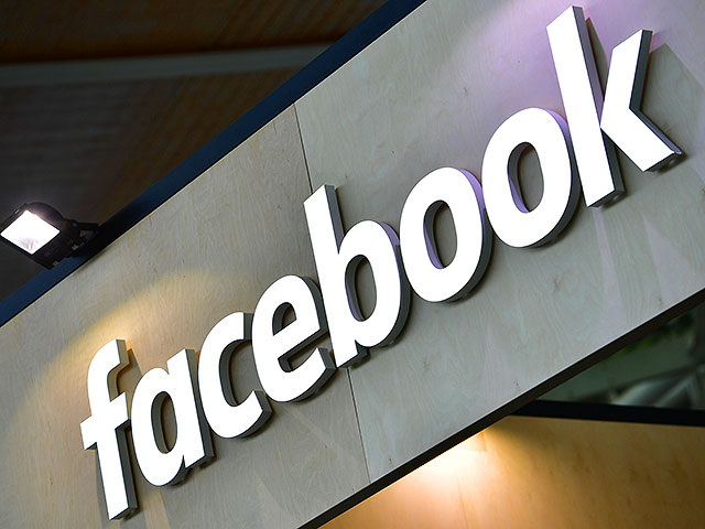 Facebook анонсировал превращение бизнес-страниц в онлайн-магазины