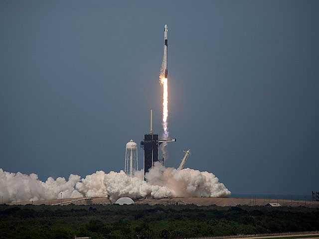 Осуществлен запуск космического корабля Crew Dragon компании SpaceX. 30 мая 202 года