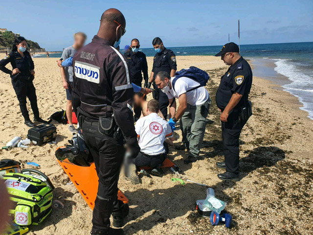 В Тель-Авиве женщина пострадала при купании в море