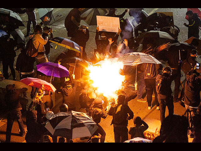 "Конец Америке": массовые беспорядки в Сиэтле