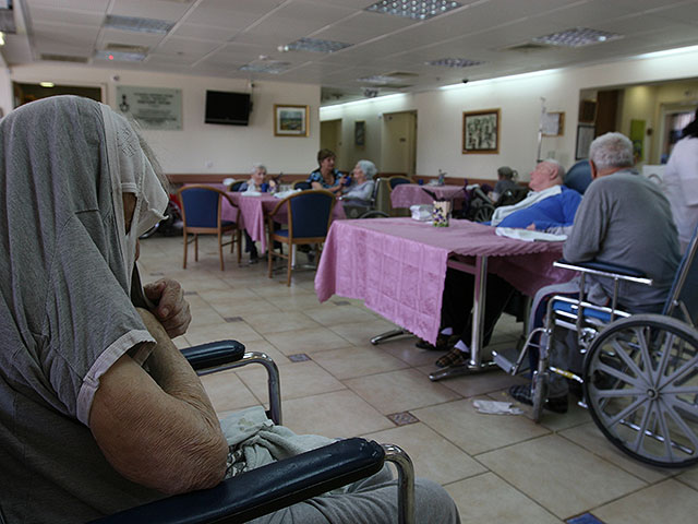 Вспышка коронавируса в доме престарелых "Идан а-Захав" в Иерусалиме
