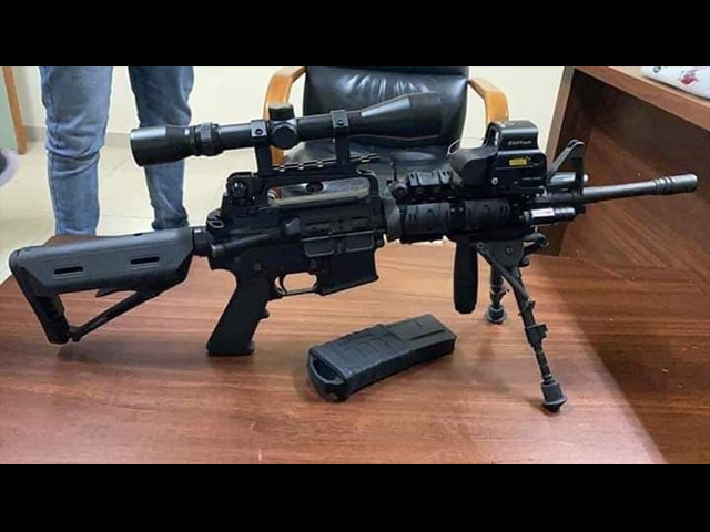 На свадьбе в Рамалле полиция конфисковала винтовку М-16