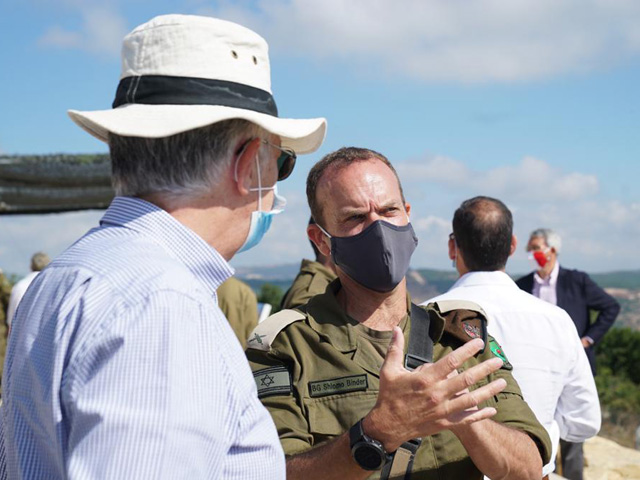ЦАХАЛ и МИД провели для иностранных дипломатов "экскурсию" по северной границе Израиля