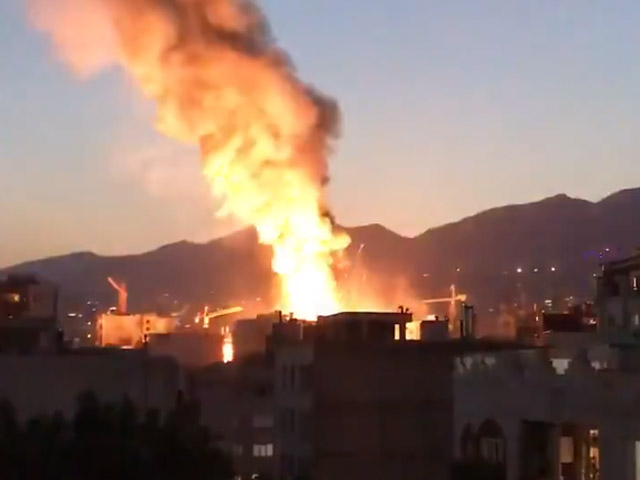 Взрыв в жилом доме в Тегеране, один человек получил ранения