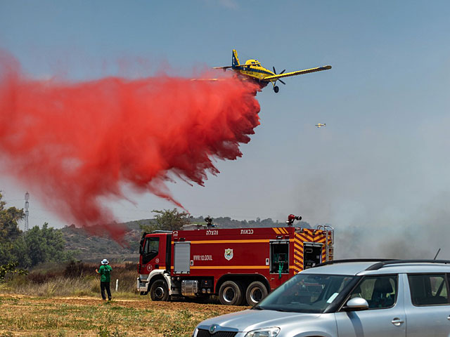 Около горы Мерон возник сильный лесной пожар, для тушения привлечена авиация