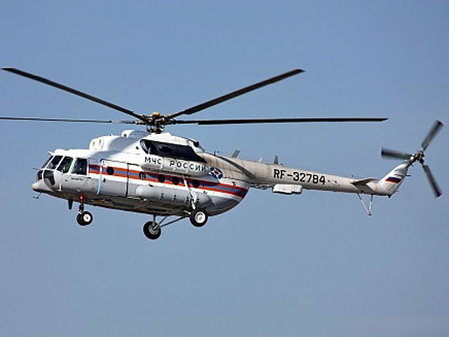 Вертолет Ми-8 спасательного центра МЧС