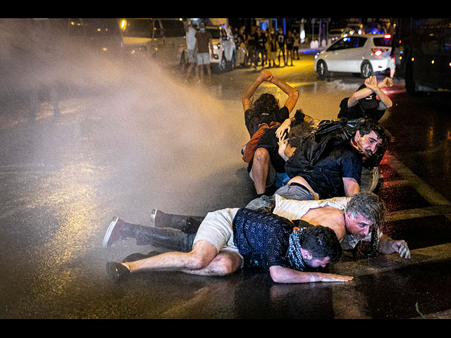 Протест в Иерусалиме: тысячи недовольных политикой Нетаниягу. Фоторепортаж